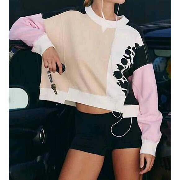 FREE PEOPLE Tops - NEW FREE PEOPLE women's intercept logo pullover top in homeplate combo